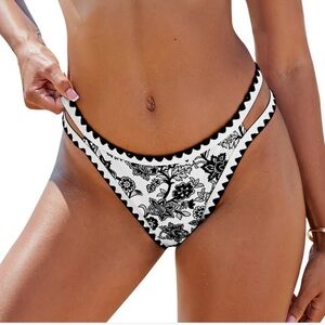 NWT Floral Black and White Bikini Bottom Size Small